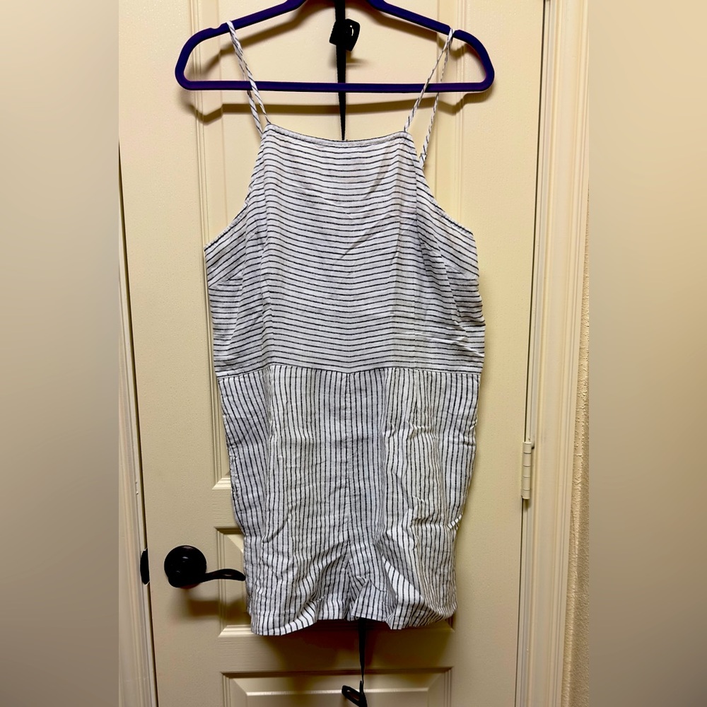 Vineyard vines Jet stripe linen romper